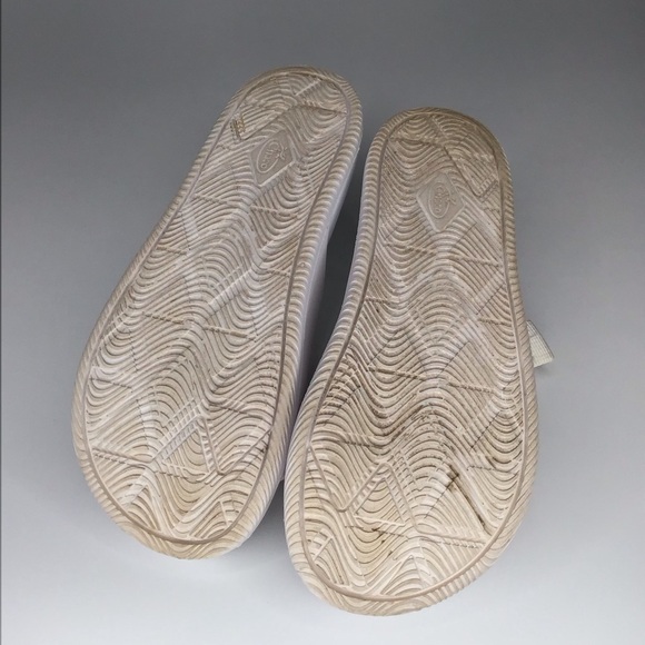 Chaco Chillos Slide Sandals in White Size 9. - Picture 9 of 10